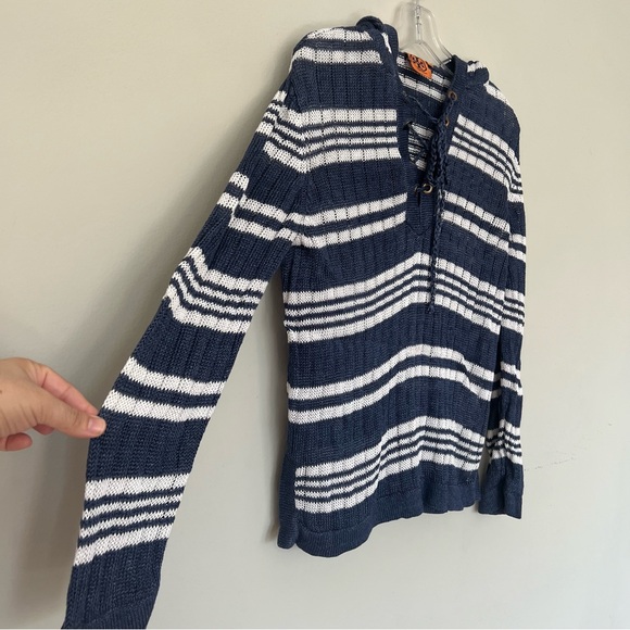 Tory Burch Stripe Linen Pullover Hooded Sweatshirt - Picture 5 of 8